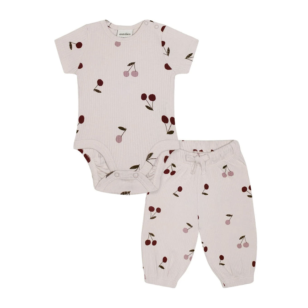 Antebies Kiraz Masalı Kısa Kollu Body Pantolon Set