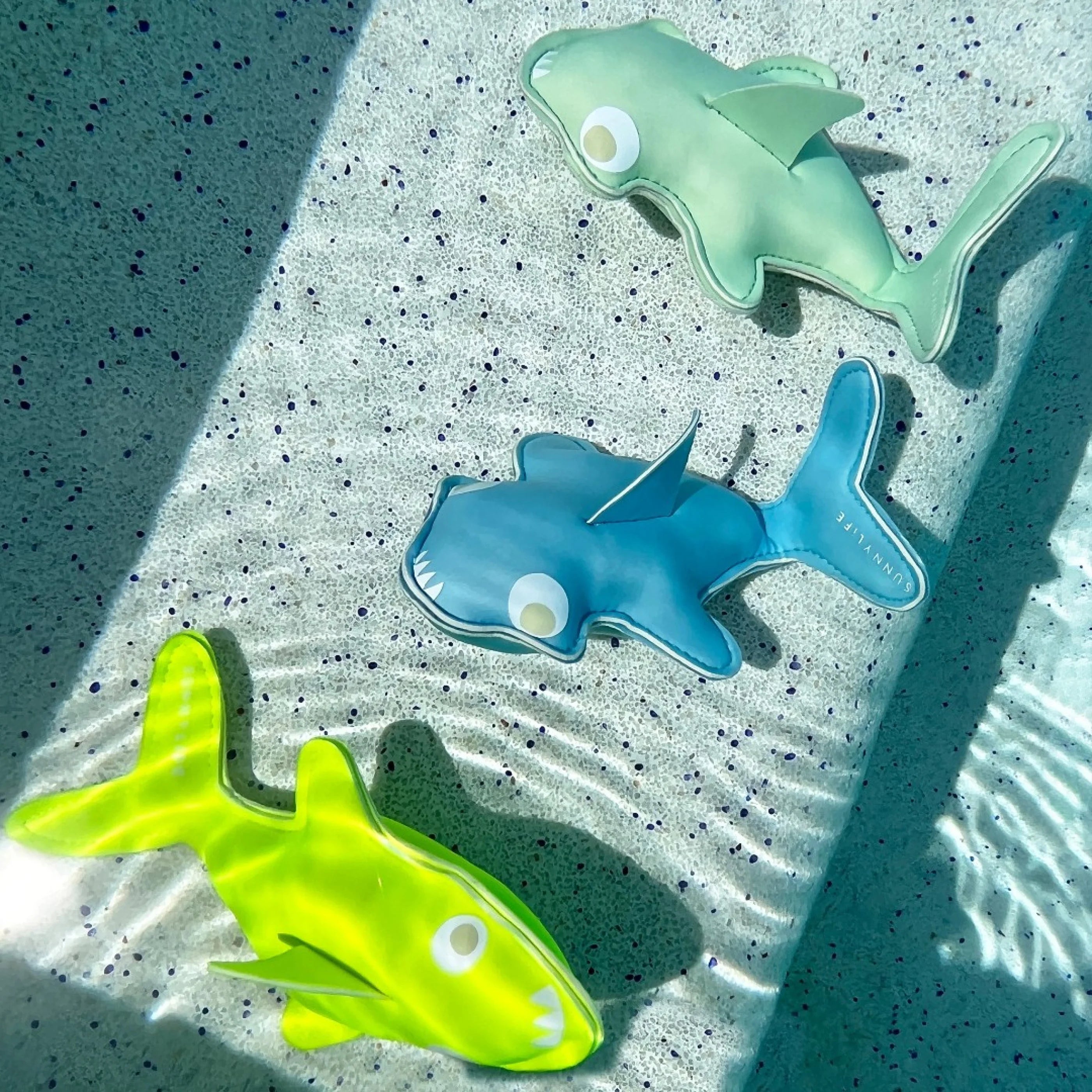 Sunnylife Köpekbalığı Deniz Havuz Dalış Oyuncakları Çocuk Su Altı Yaz Eğlenceli Set