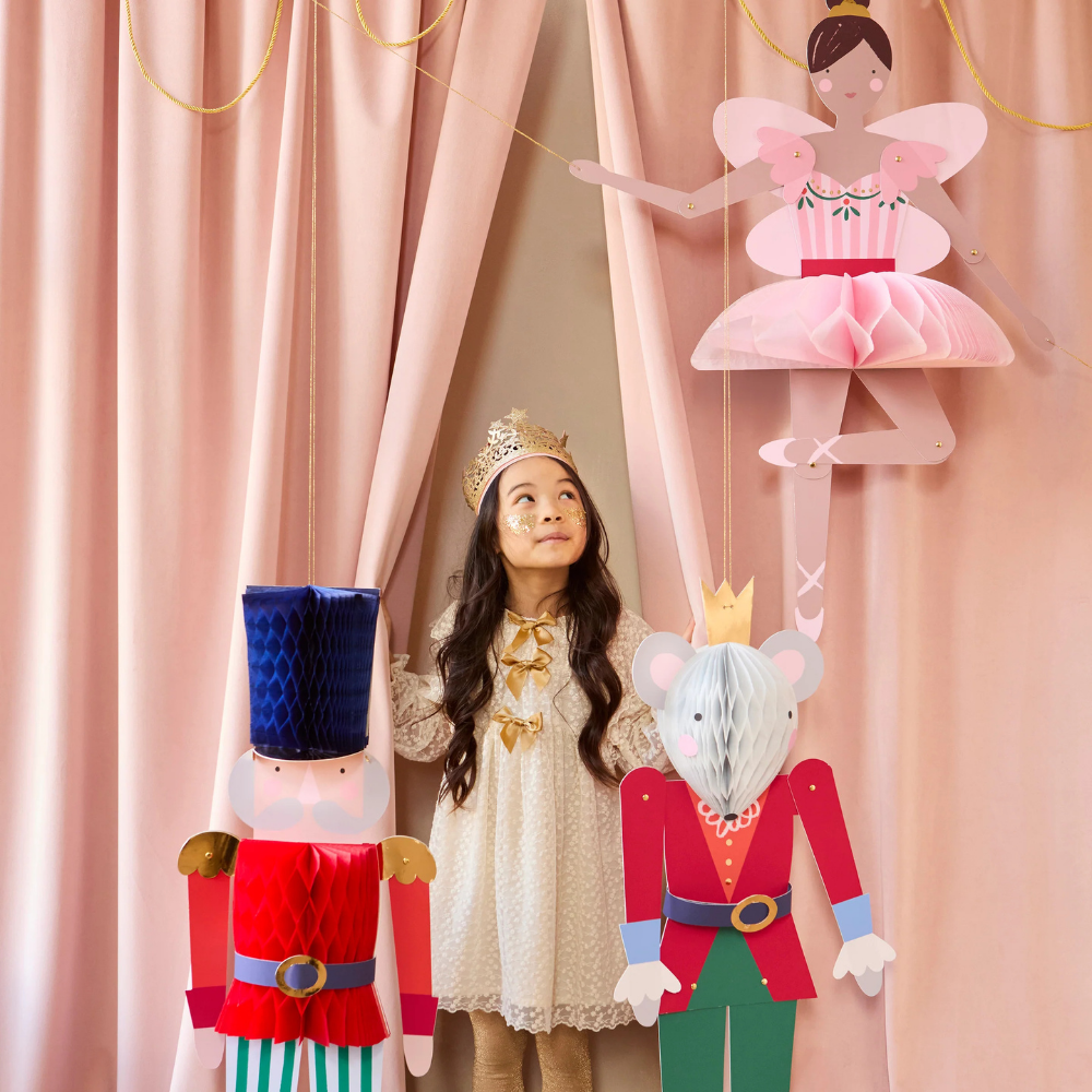 Meri Meri - Nutcracker Dev Asılan Süsler - 3 Adet